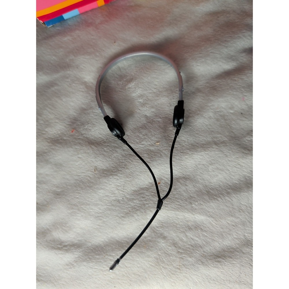 Lol Surprise OMG Doll Pop BB Multicolor Walk BB Stereo & Headphones